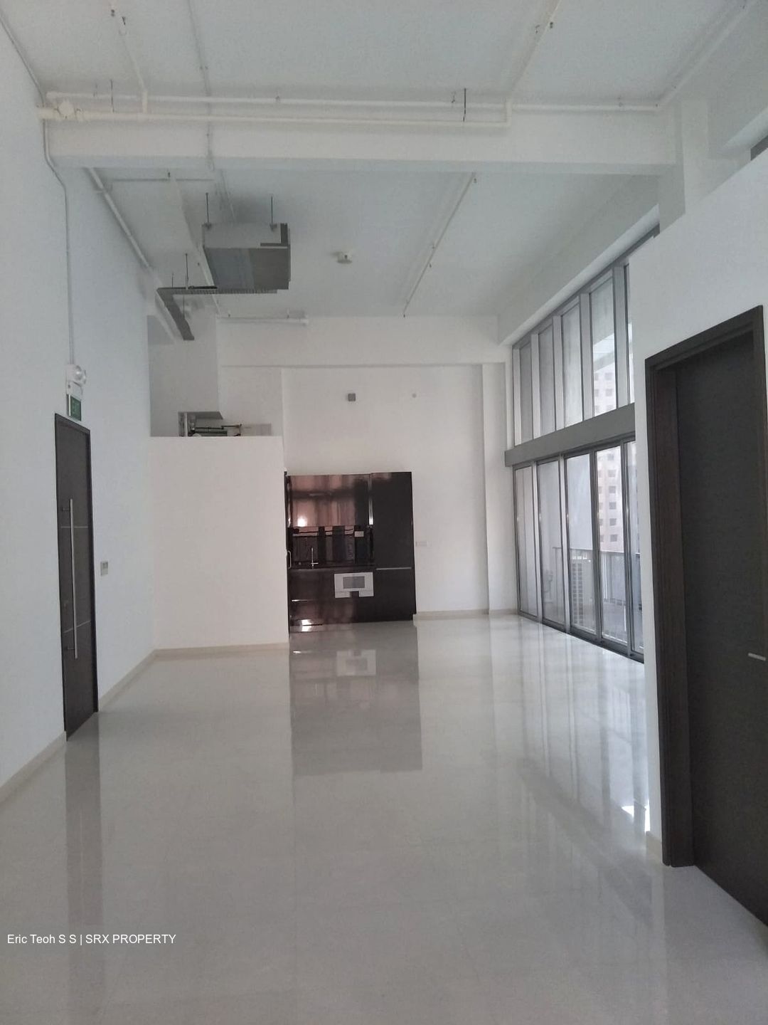 Eon Shenton (D2), Office #400944031